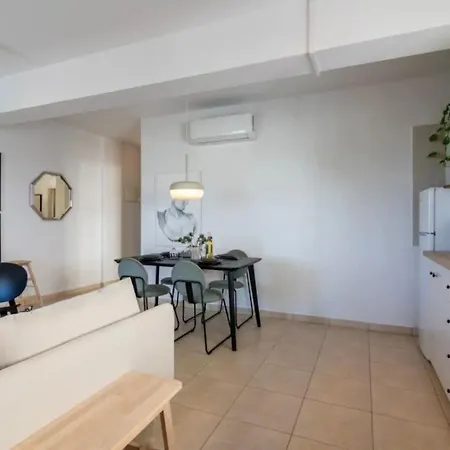 The Seven - One Bedroom Paralimni