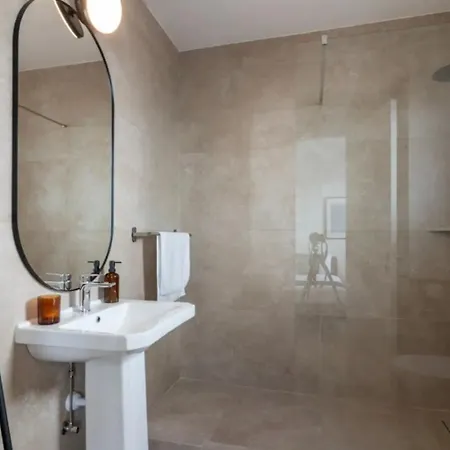 The Seven - One Bedroom شقة